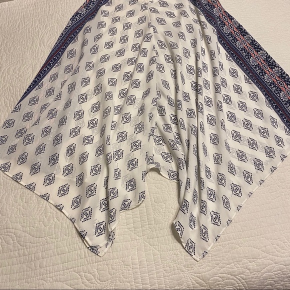 Maurices Flowy Womens Sleeveless Tunic - Picture 7 of 9